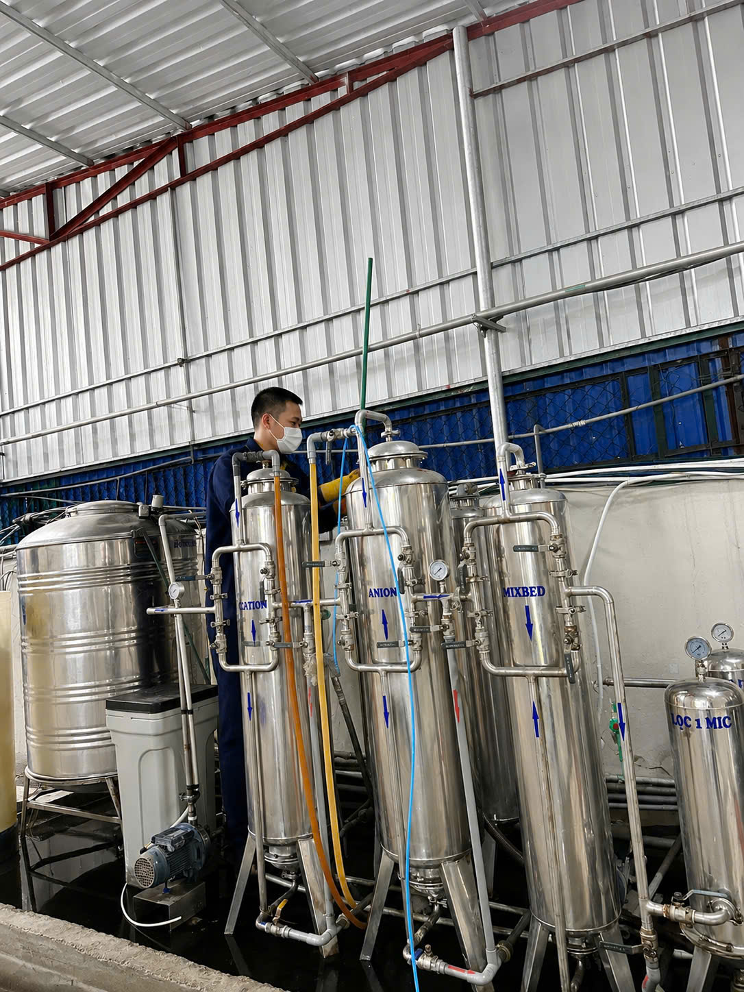 ÂU CƠ BẢO TRÌ HỆ THỐNG NƯỚC RO ĐỊNH KỲ, ĐẢM BẢO CHẤT LƯỢNG NGUỒN NƯỚC SẢN XUẤT