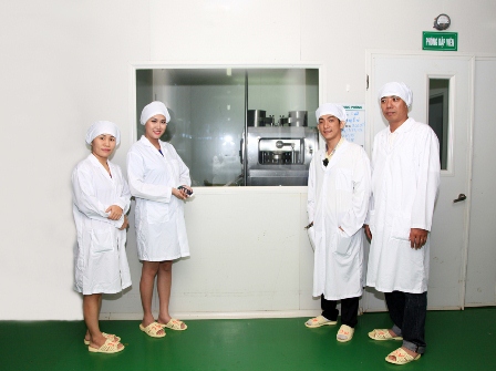 Phi Thanh Vân đến thăm Nhà máy sản xuất thực phẩm chức năng Âu Cơ